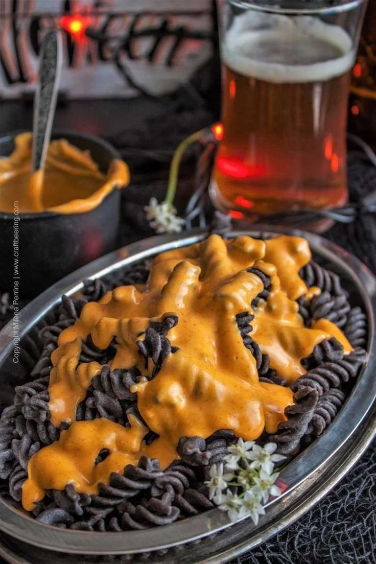 Creamy pumpkin ale mac and cheese, a festive Halloween dish