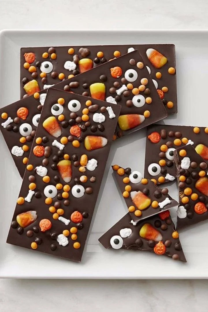 Williams Sonoma's spooky bark for Halloween candy stash